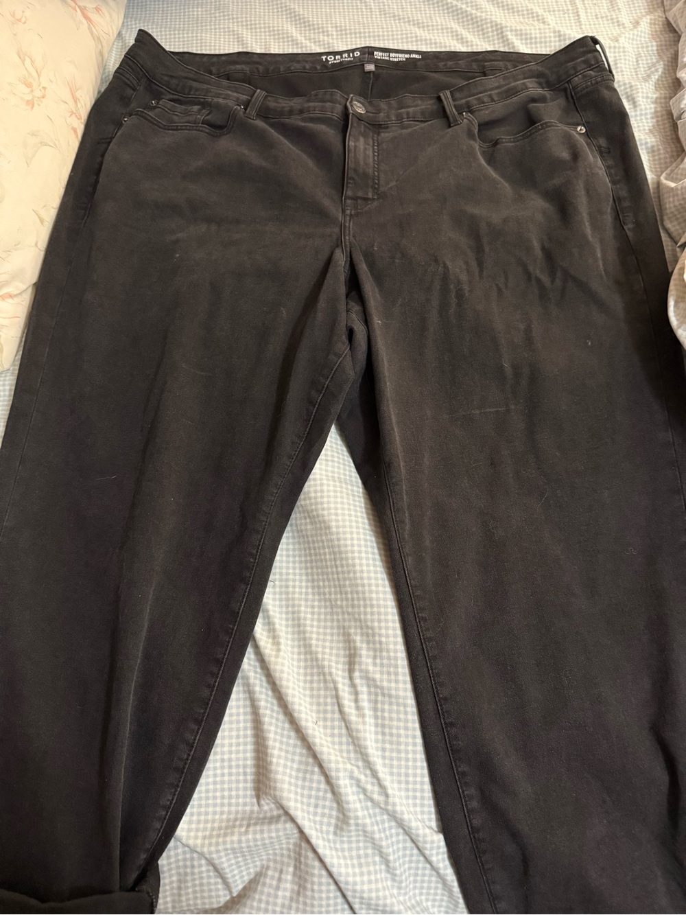 torrid Black Ankle Crop Jeans